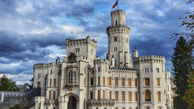 Exploring the Enchanting Beauty of Hluboká Castle – A Fairytale Come to Life