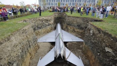 British Artist Buries MiG-21 Fighter Jet, Marking the End of an Era