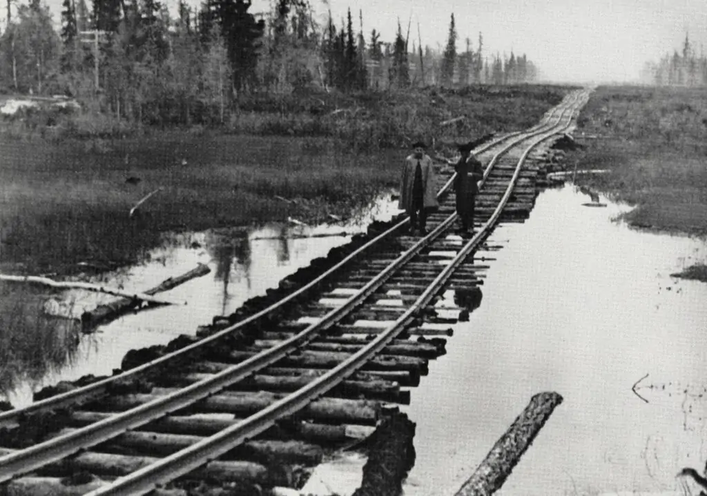 Russia’s Abandoned Train Graveyard