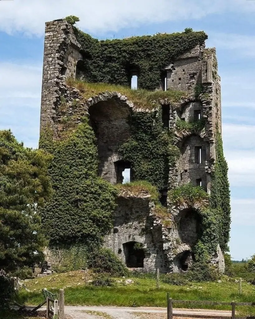 Ballymarkahan Castle