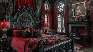 Gothic Bedroom Elegance – Mystery and Grandeur