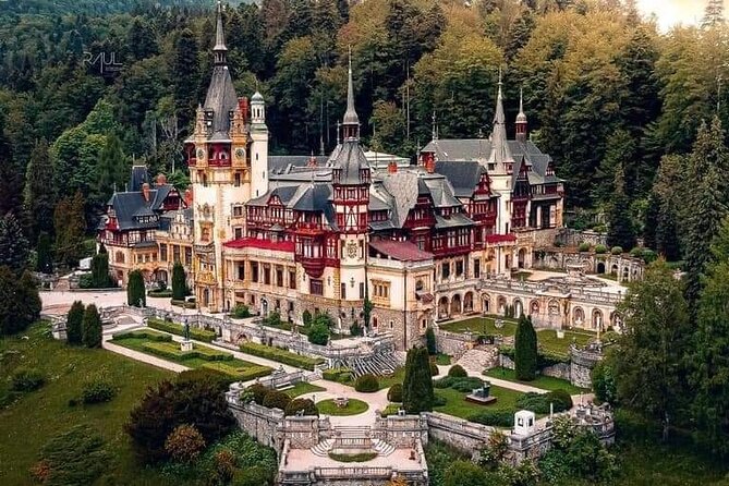 Peleș Castle, a Romanian treasure hidden in the mountains