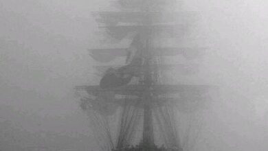 Ghostly Pirate Ships, Lost Treasures of the Seas