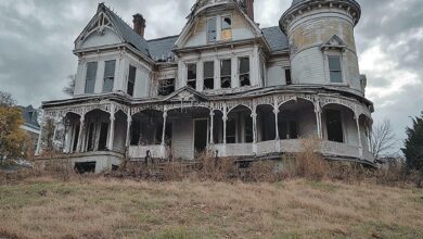 The Secrets of Oakgrove: A Forgotten Victorian Mansion